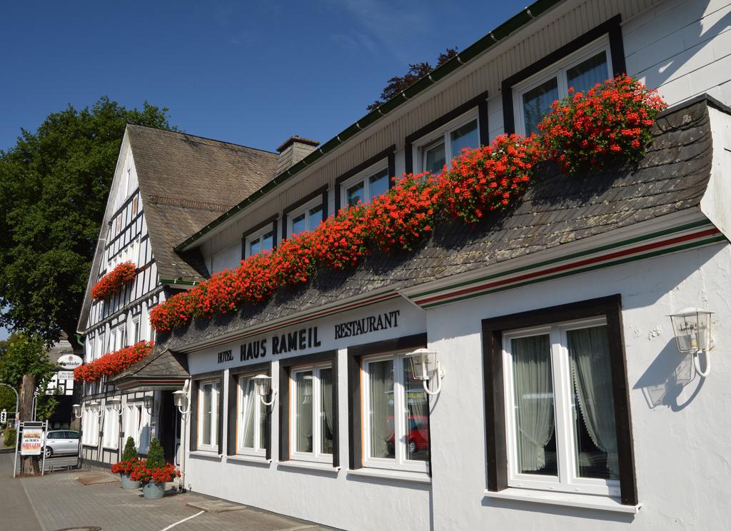 Hotel Haus Rameil Lennestadt Eksteriør billede